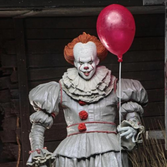 NECA It Ultimate 7&quot; Pennywise (2017)