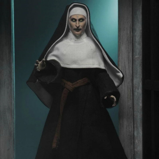 NECA Valak The Nun (8&quot; Scale)