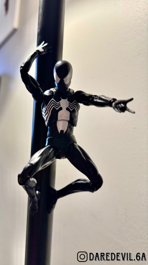 Display by MudpooL