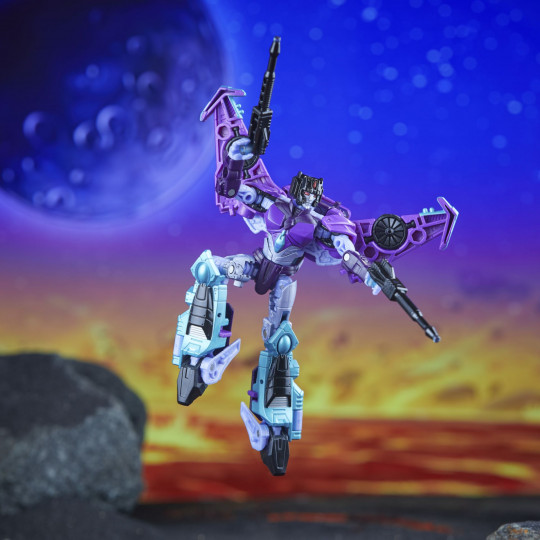 Transformers Legacy: United Deluxe Class Cyberverse Universe Slipstream