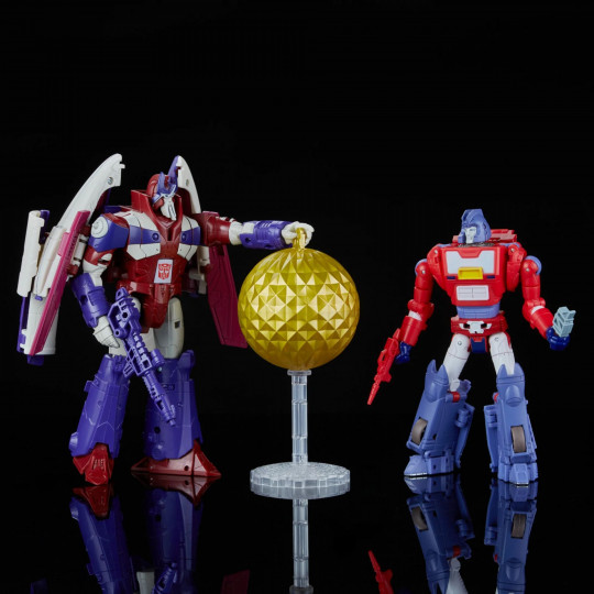 Transformers Legacy Series: A Hero is Born 2-Pack