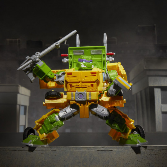 Transformers Collaborative: Teenage Mutant Ninja Turtles x Transformers Party Wallop