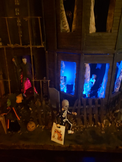 Display by SgtGanlo