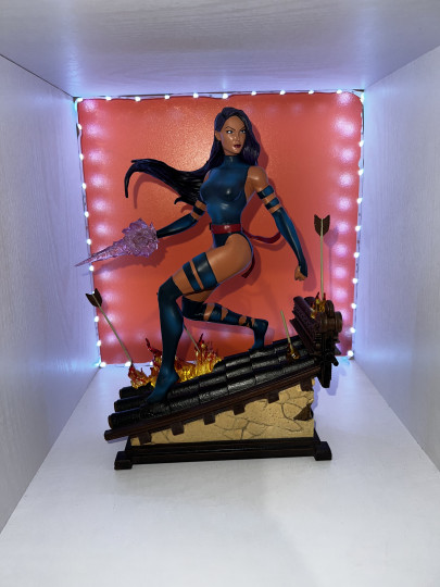 Display by MyNerdKingdom