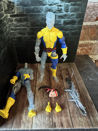 Display by X-Tim'87: Iceman (Training Suit Phasing) (Forge 60th)