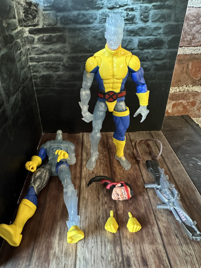 Display by X-Tim'87: Iceman (Training Suit Phasing) (Forge 60th)