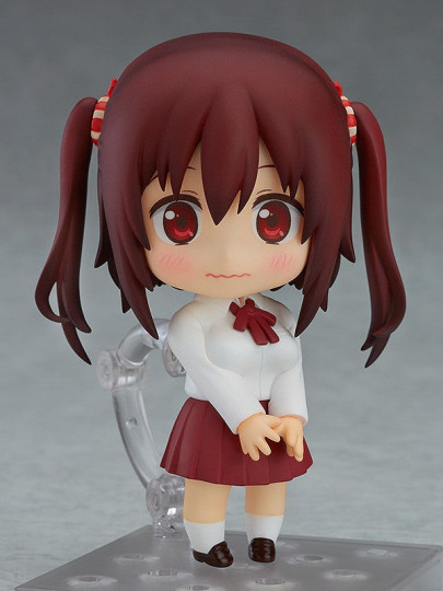 Nana Ebina
