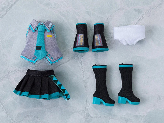 Doll: Outfit Set (Hatsune Miku)