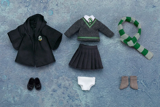 Doll: Outfit Set (Slytherin Uniform - Girl)