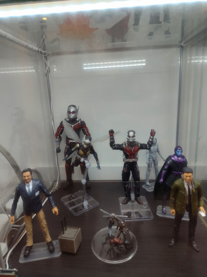 Display by Kevgau legend