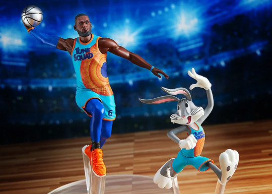 Lebron James & Bugs Bunny Set