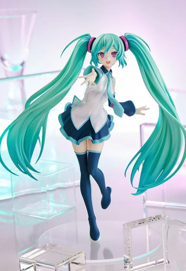 Hatsune Miku: Because You're Here Ver. L