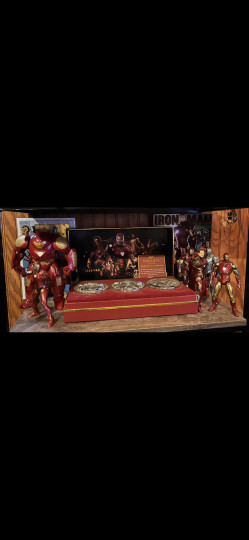 Display by PlayMakesToys