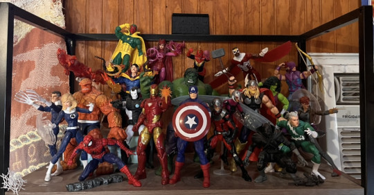 Display by PlayMakesToys