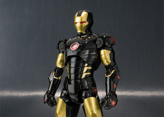Iron Man Mark 3 - Marvel Age Of Heroes Exhibition Commemoration Color -