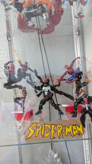 Display by Scyber
