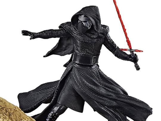 Centerpiece 03 Kylo Ren Statue
