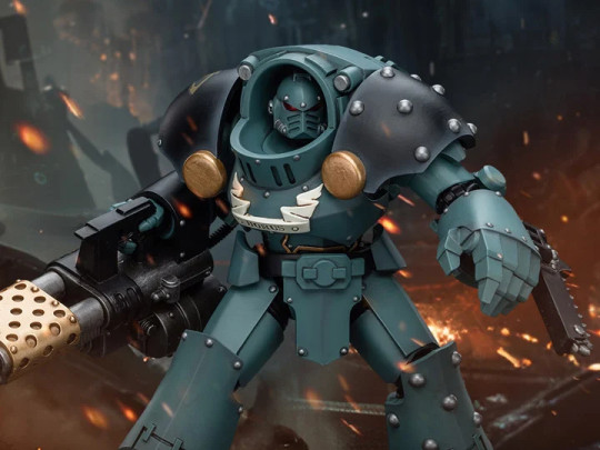 Warhammer: The Horus Heresy Sons of Horus Tartaros Terminator Squad Terminator with Heavy Flamer and Chainfist
