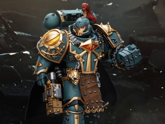 Warhammer: The Horus Heresy Sons of Horus Legion Praetor with Power Fist