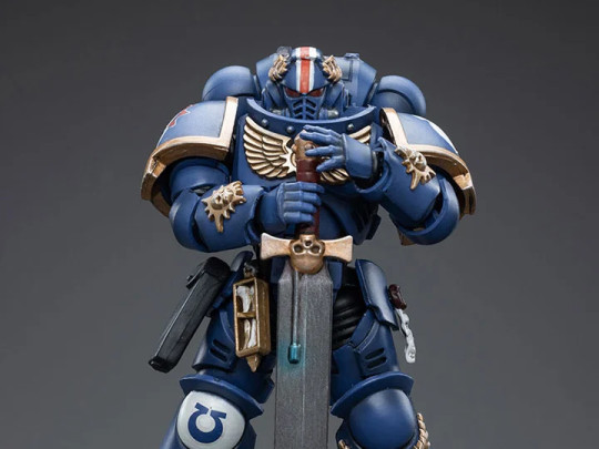 Ultramarines Primaris Lieutenant Argaranthe (Reissue)