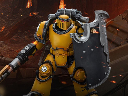Warhammer: The Horus Heresy Imperial Fists Legion MkIII Breacher Squad Legion Breacher with Lascutter