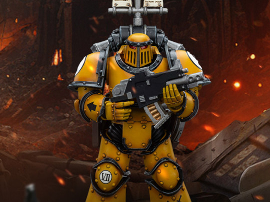 Warhammer: The Horus Heresy Imperial Fists Legion MkIII Tactical Squad Legionary with Legion Vexilla