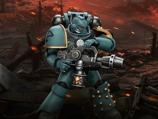 Warhammer: The Horus Heresy Sons of Horus MKIV Tactical Squad Legionary with Flamer
