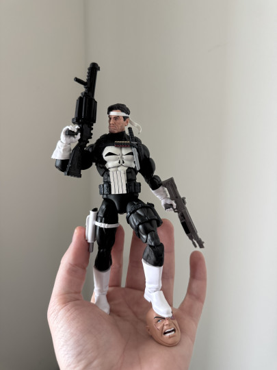 Display by ToMeMyX-men: Punisher (white boots/gloves)