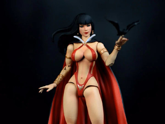 Vampirella 1/12 Scale Figure