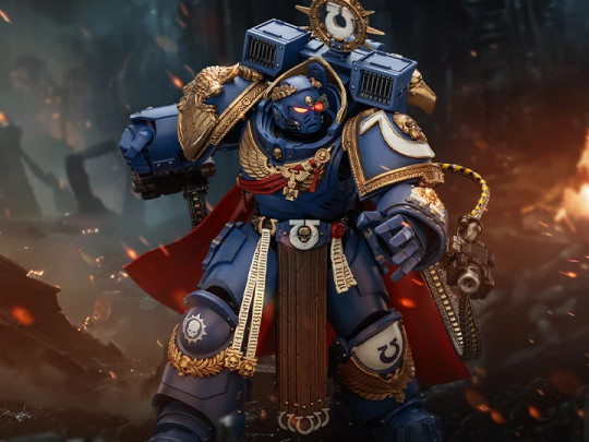 : Space Marine 2 Ultramarines Marneus Calgar Chapter Master with MKX Gravis Armour and Gauntlets of Ultramar