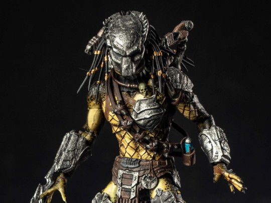 Exquisite Mini Alien vs. Predator: Requiem Wolf Predator PX