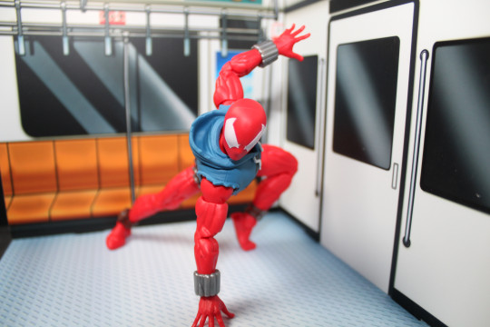Display by VintimusPrime