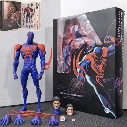 Display by KaddPW: Spider-Man 2099 (CT Toys KO)