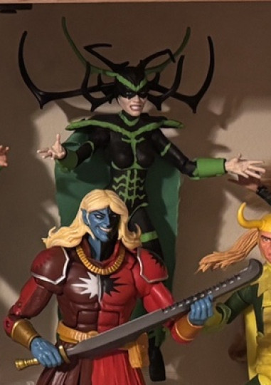 Display by Nerdy: Hela