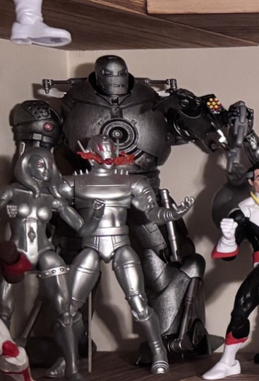 Display by Nerdy: Iron Monger