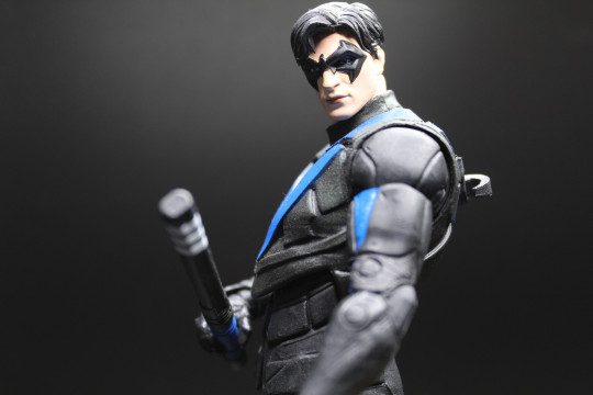 Display by VintimusPrime: Nightwing (Gotham Knights)