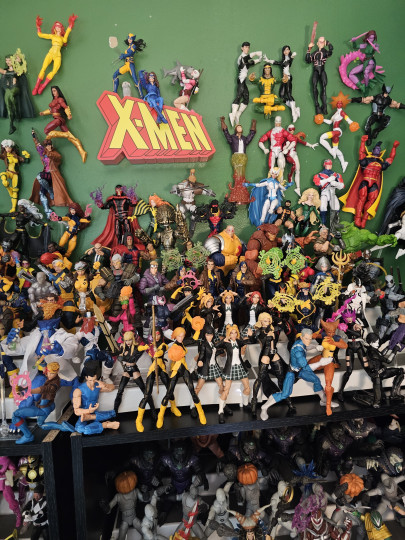Display by Biokineticgold