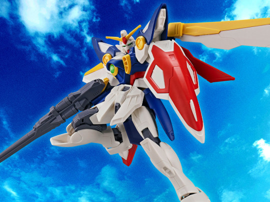 Mobile Suit Gundam Wing Entry Grade Wing Gundam 1/144 Scale Model Kit