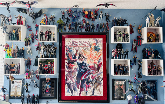 Display by Huntaur