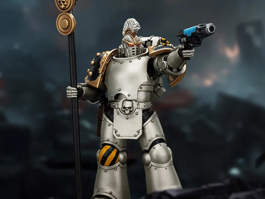 Warhammer: The Horus Heresy Iron Warriors Command Squad Chosen with Legion Standard