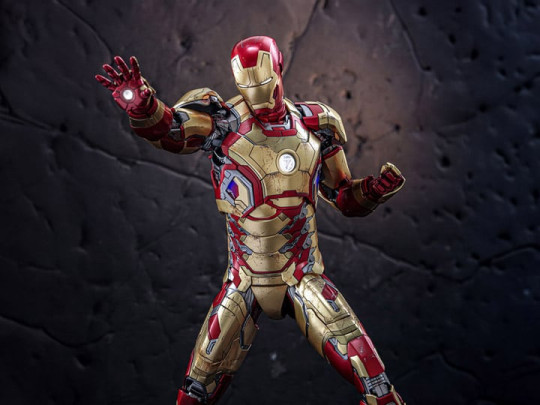Iron Man 3 MMS758D65 Iron Man Mark XLII (2.0)