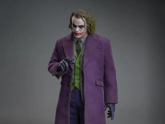 The Dark Knight DX32 The Joker