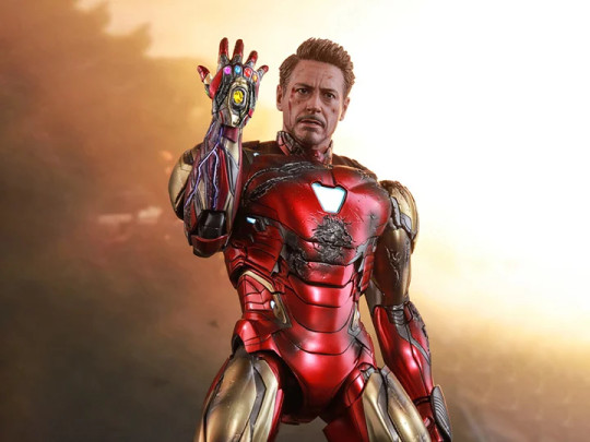 Avengers: Endgame MMS528D33 Iron Man Mark LXXXV (Battle Damaged Ver.)