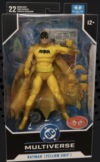 Display by Cyclops_T3Lu: Batman (Yellow Suit)
