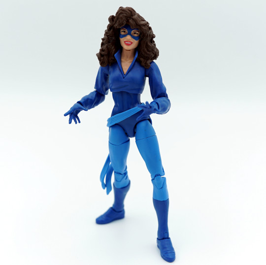 Display by Yosituna: Shadowcat