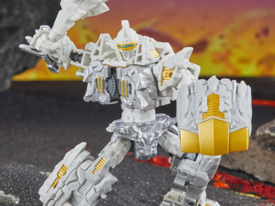 Transformers: Legacy United Deluxe Infernac Universe Nucleous