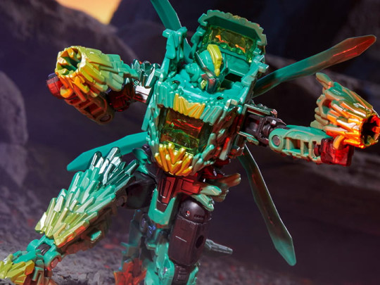 Transformers: Legacy United Deluxe Infernac Universe Shard