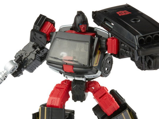 Transformers: Legacy Generations Selects Deluxe Guard