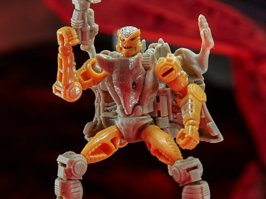 Transformers War for Cybertron: Kingdom Core Rattrap