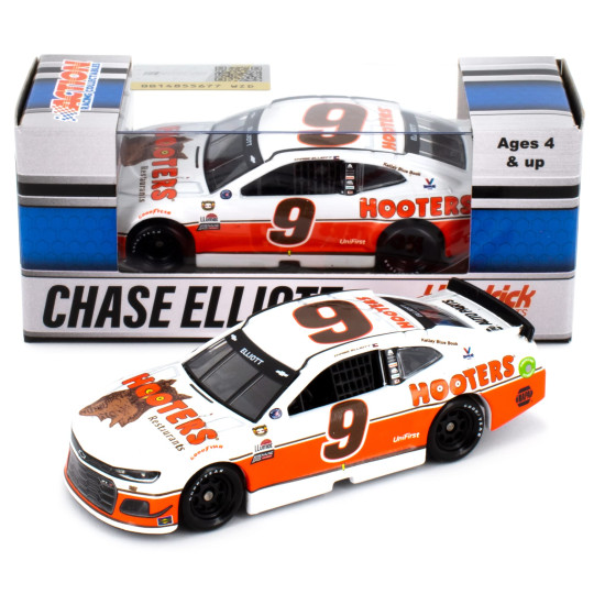 9 - Chase Elliott - Hooters Throwback (2021)